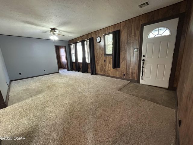 1106 S Monroe Avenue, Joplin, MO 64801