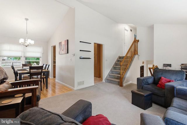 20 BROMLEY DRIVE, Hazlet, NJ 07730