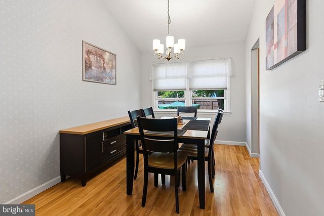 20 BROMLEY DRIVE, Hazlet, NJ 07730