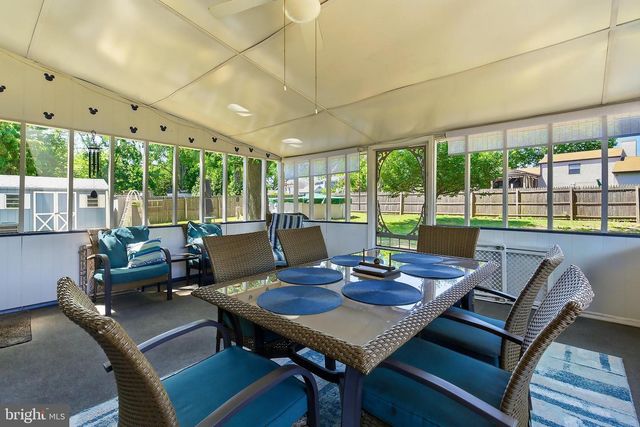 20 BROMLEY DRIVE, Hazlet, NJ 07730
