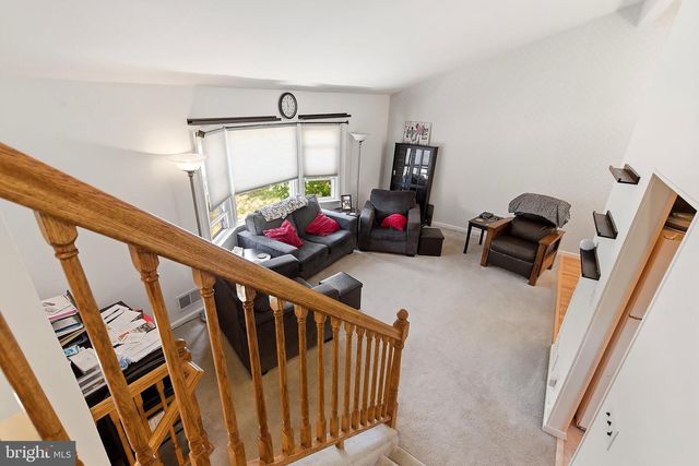 20 BROMLEY DRIVE, Hazlet, NJ 07730