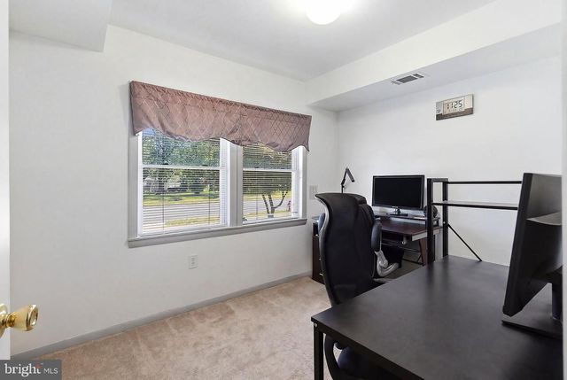 20 BROMLEY DRIVE, Hazlet, NJ 07730