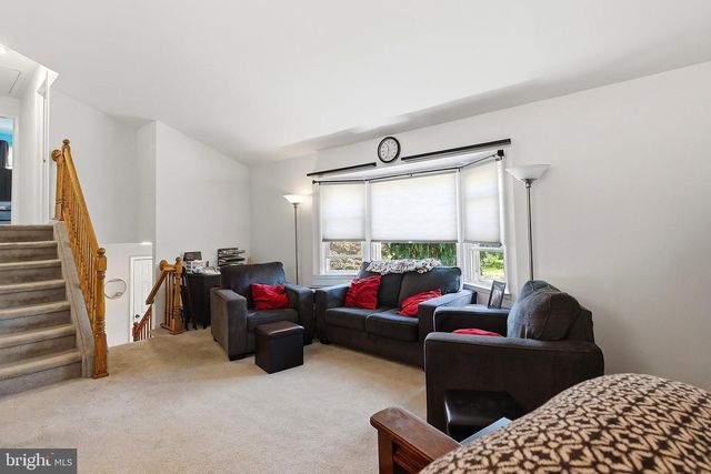 20 BROMLEY DRIVE, Hazlet, NJ 07730