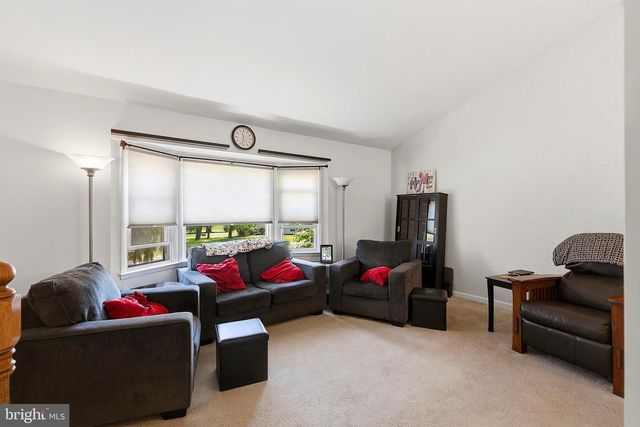 20 BROMLEY DRIVE, Hazlet, NJ 07730