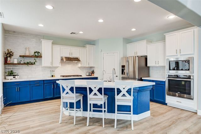 7156 Pine Bridge Court, Las Vegas, NV 89148