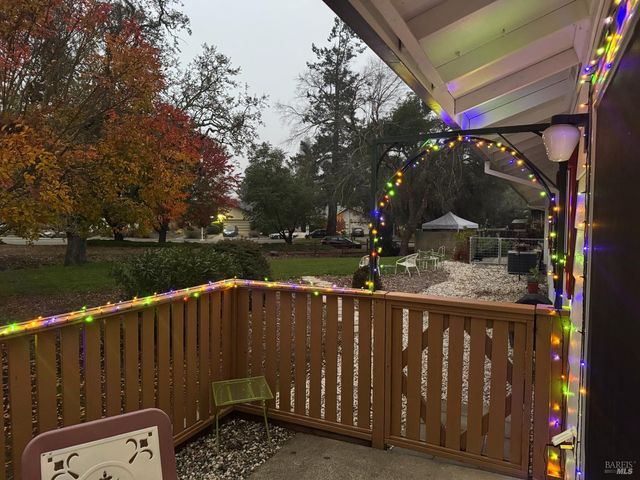 514 Oak Vista Ln, Santa Rosa, CA 95409