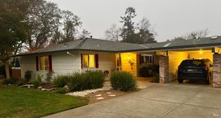 514 Oak Vista Ln, Santa Rosa, CA 95409