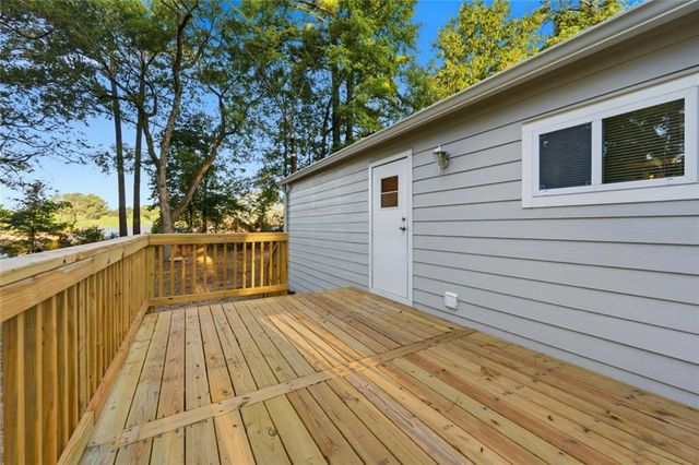 1077 New Hope Road, Lawrenceville, GA 30045