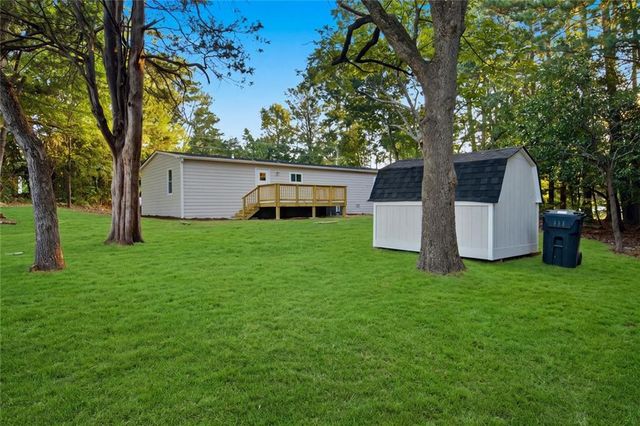 1077 New Hope Road, Lawrenceville, GA 30045