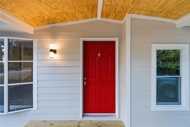 1077 New Hope Road, Lawrenceville, GA 30045