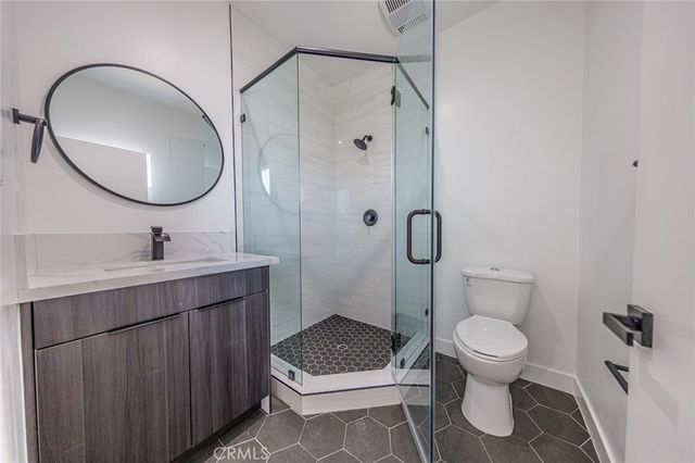 11313 Collins Street 11313-1, North Hollywood, CA 91601