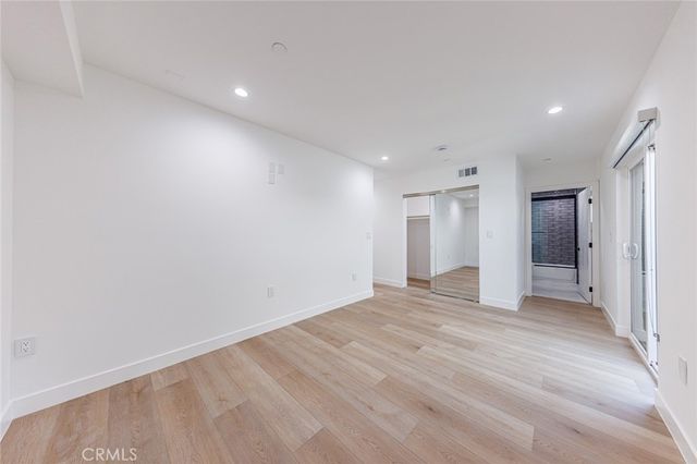 11313 Collins Street 11313-1, North Hollywood, CA 91601