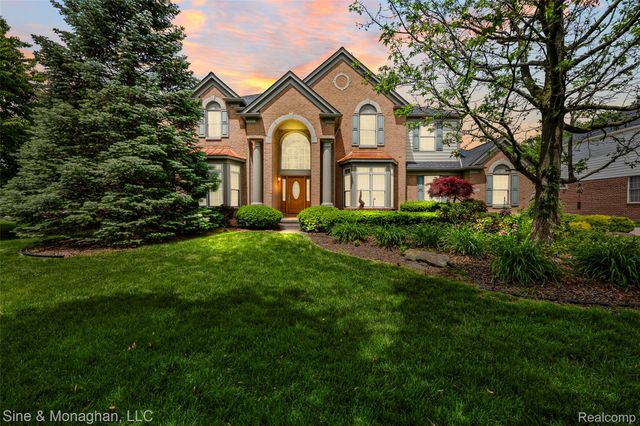 48322 Antique Road, Canton Charter Township, MI 48187