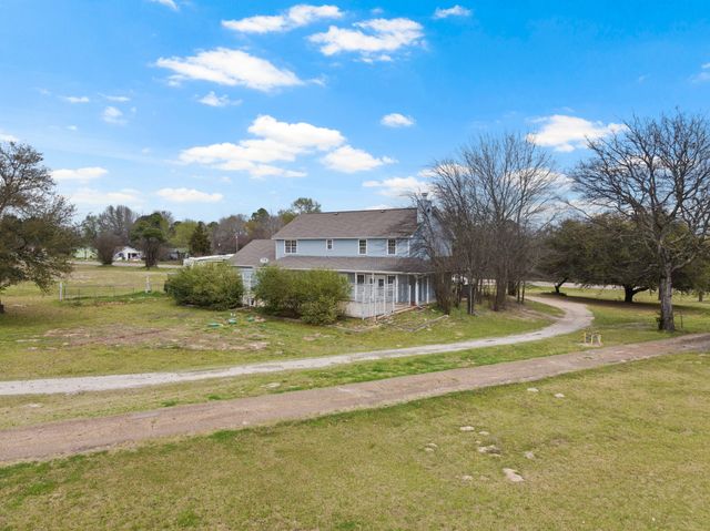 5975 N Hwy 271, Mt Pleasant, TX 75455