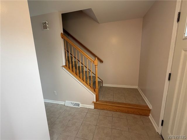 579 Homestead Drive, North Tonawanda, NY 14120