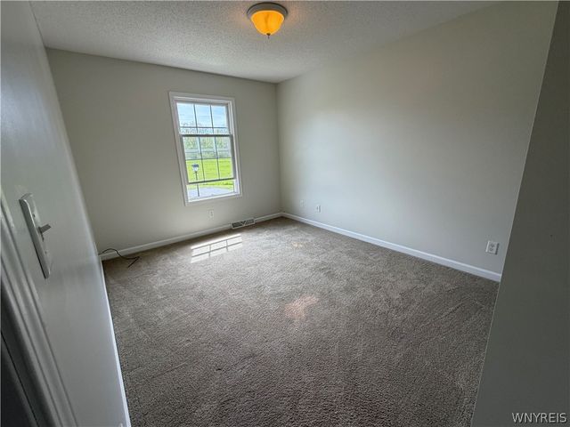 579 Homestead Drive, North Tonawanda, NY 14120