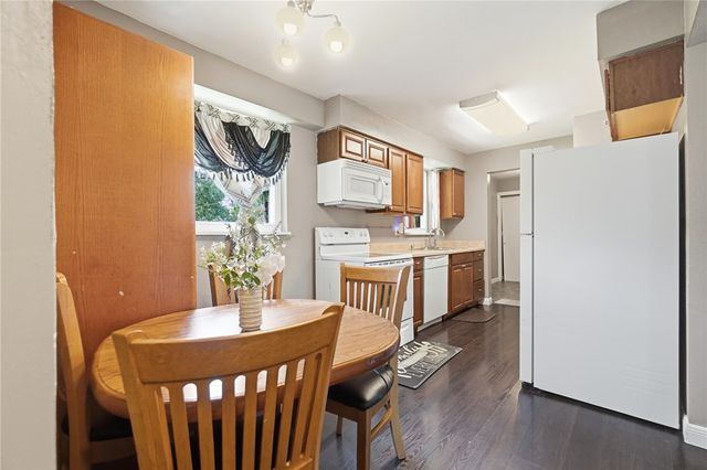 2313 Candlewood Drive, Kettering, OH 45419