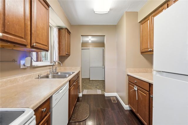 2313 Candlewood Drive, Kettering, OH 45419