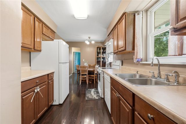 2313 Candlewood Drive, Kettering, OH 45419
