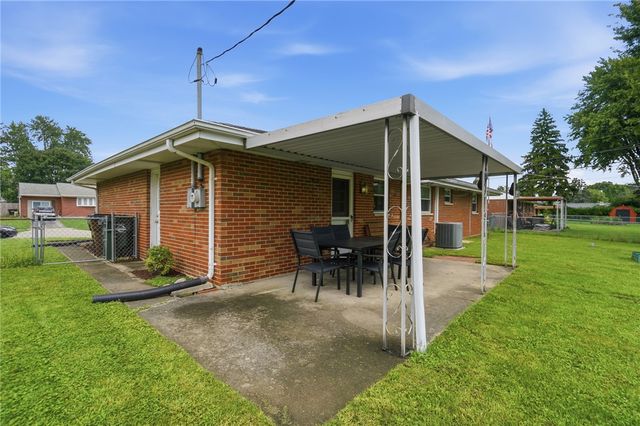 2313 Candlewood Drive, Kettering, OH 45419