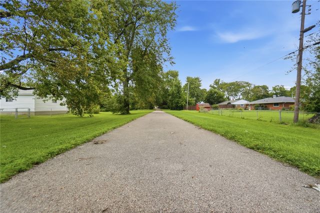 2313 Candlewood Drive, Kettering, OH 45419