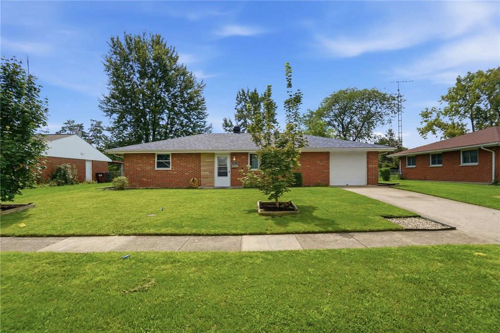 2313 Candlewood Drive, Kettering, OH 45419