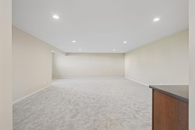 2813 Autumn Woods Drive, Cedar Falls, IA 50613