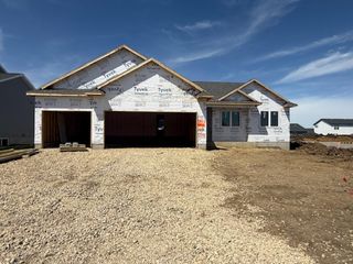 2813 Autumn Woods Drive, Cedar Falls, IA 50613