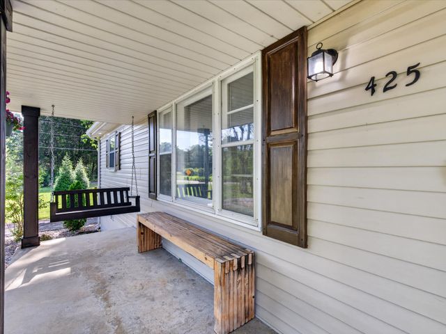 425 Halls Mill Rd, Shelbyville, TN 37160