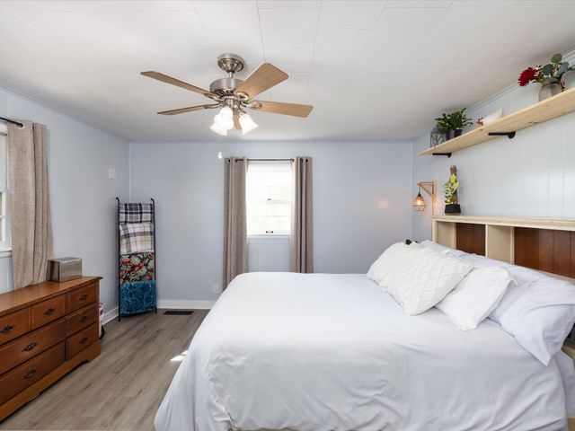 425 Halls Mill Rd, Shelbyville, TN 37160