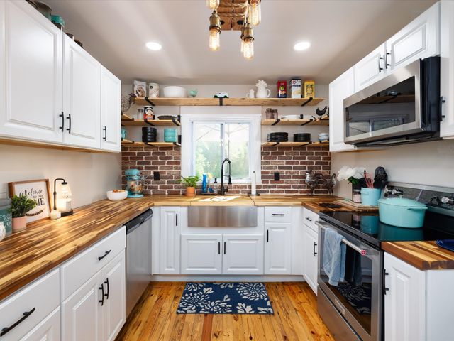425 Halls Mill Rd, Shelbyville, TN 37160
