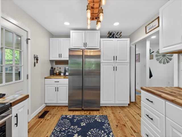 425 Halls Mill Rd, Shelbyville, TN 37160