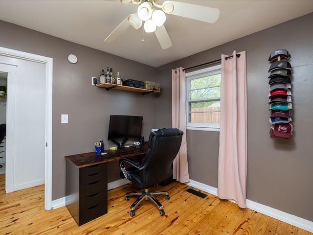 425 Halls Mill Rd, Shelbyville, TN 37160