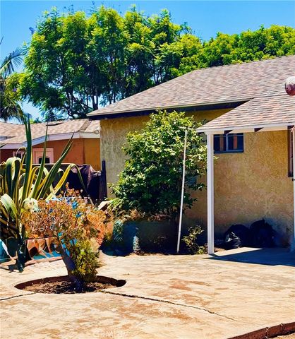 2476 Congress St., San Diego, CA 92110