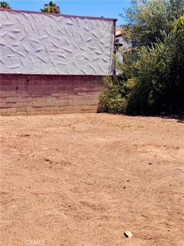 2476 Congress St., San Diego, CA 92110