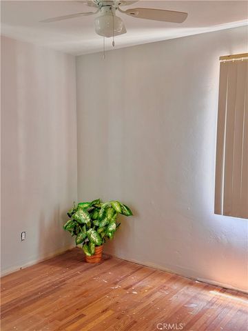 2476 Congress St., San Diego, CA 92110