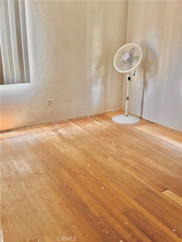 2476 Congress St., San Diego, CA 92110