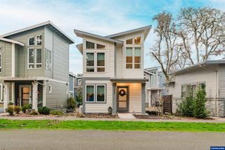 3937 Cousteau Dr SE, Salem, OR 97302