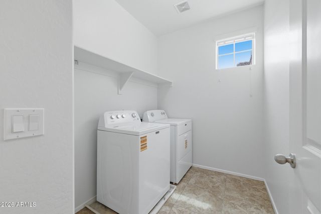 1739 S DESERT VIEW Place, Apache Junction, AZ 85120