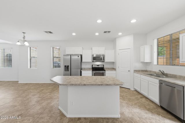 1739 S DESERT VIEW Place, Apache Junction, AZ 85120