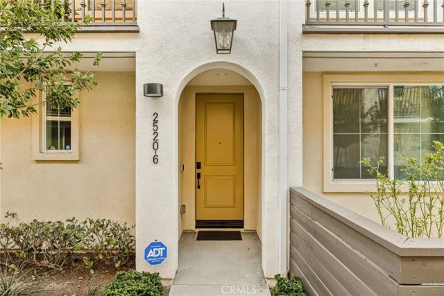 2520 Valentina 6, Commerce, CA 90040