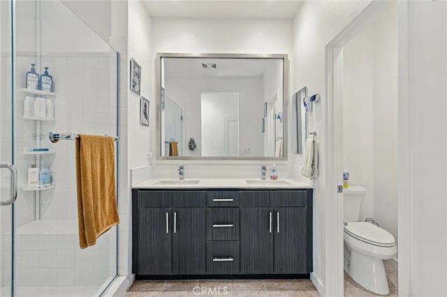 2520 Valentina 6, Commerce, CA 90040