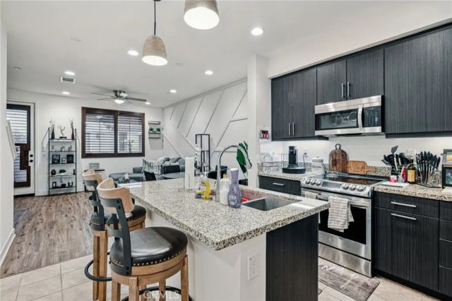 2520 Valentina 6, Commerce, CA 90040