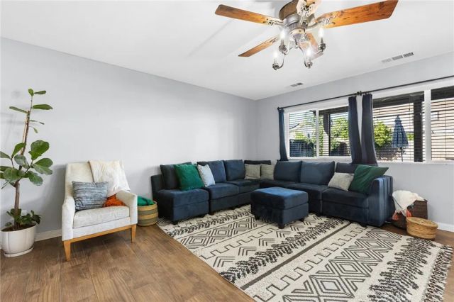 33956 Petunia, Murrieta, CA 92563