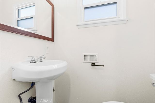 10903 Theis Avenue, Whittier, CA 90604