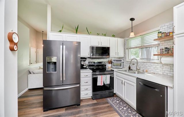 66 Jacqueline Circle, O'fallon, MO 63368