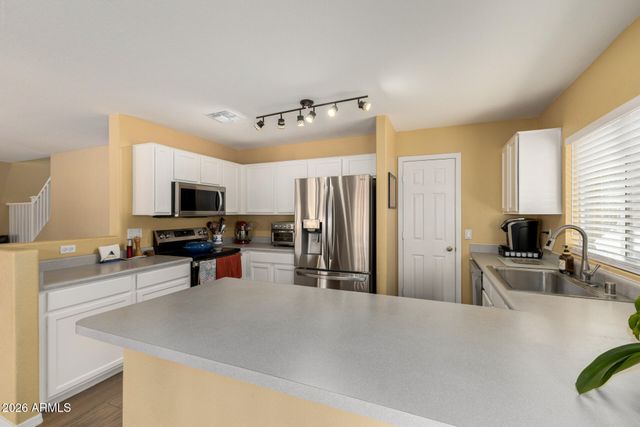 10252 E Diamond Avenue, Mesa, AZ 85208