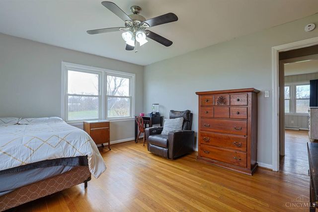 656 W Plane Street, Bethel, OH 45106