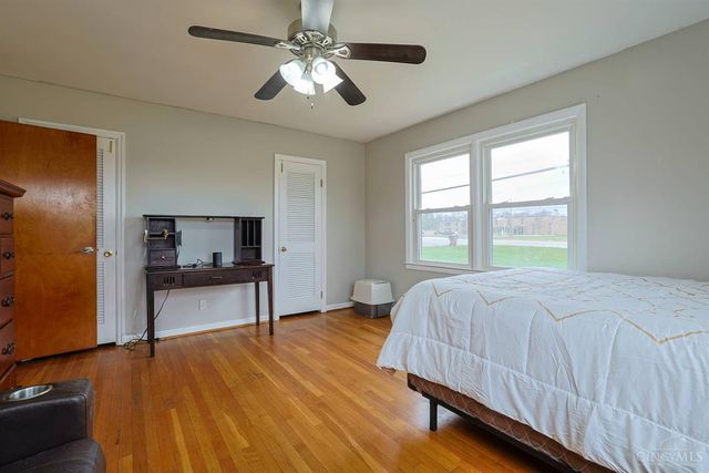 656 W Plane Street, Bethel, OH 45106