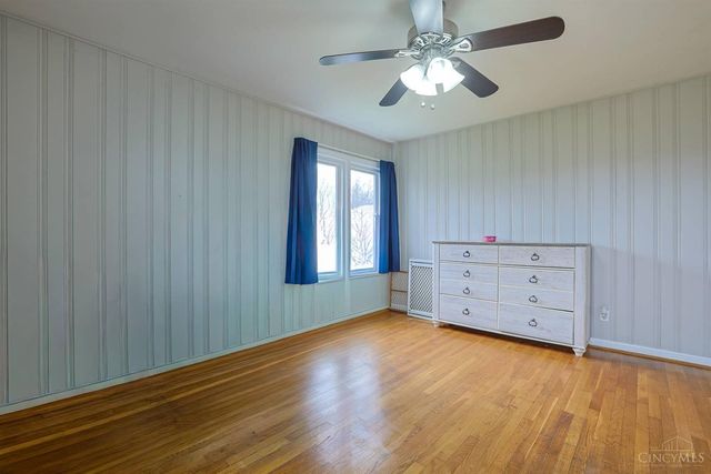 656 W Plane Street, Bethel, OH 45106